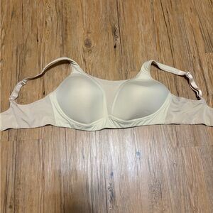 Chic Cream Women's Bra